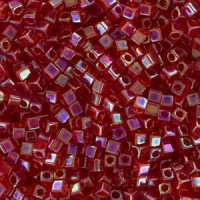 Miyuki square - cubes 1.8mm kralen - Transparent ruby ab SB18-298